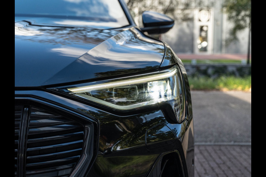 Audi e-tron E-tron 50 quattro Launch edition Black 71 kWh Pano/Camera/Matrix