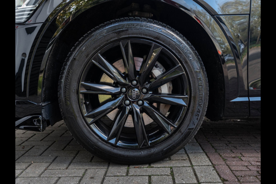 Audi e-tron E-tron 50 quattro Launch edition Black 71 kWh Pano/Camera/Matrix