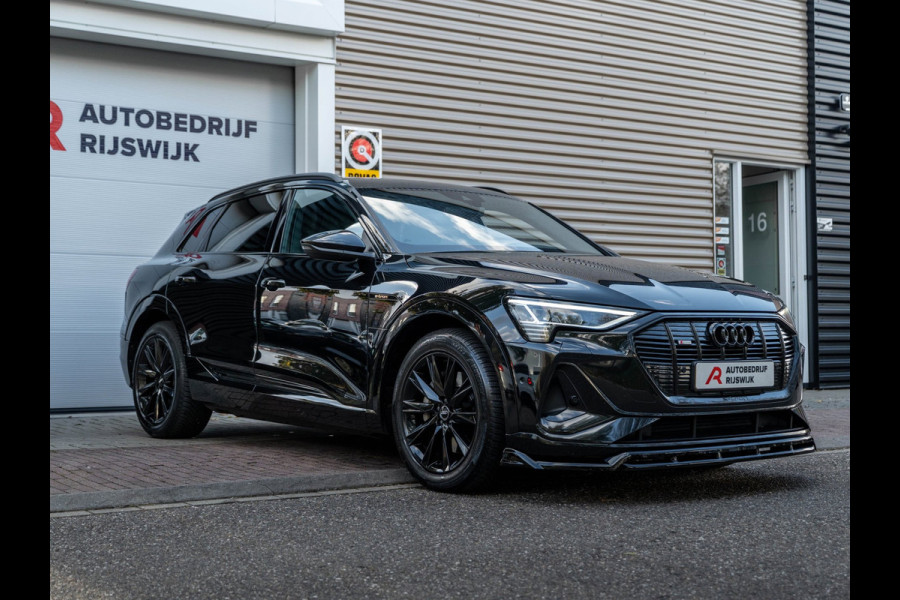 Audi e-tron E-tron 50 quattro Launch edition Black 71 kWh Pano/Camera/Matrix