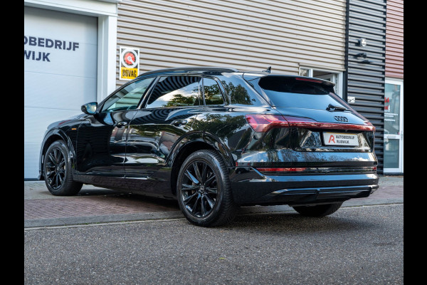 Audi e-tron E-tron 50 quattro Launch edition Black 71 kWh Pano/Camera/Matrix