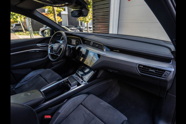 Audi e-tron E-tron 50 quattro Launch edition Black 71 kWh Pano/Camera/Matrix