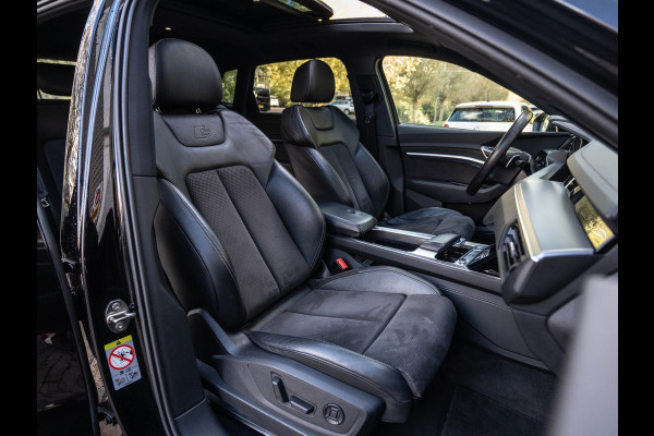 Audi e-tron E-tron 50 quattro Launch edition Black 71 kWh Pano/Camera/Matrix