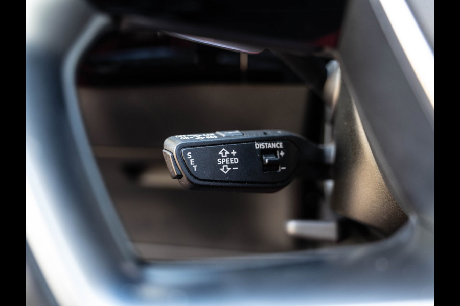 Audi e-tron E-tron 50 quattro Launch edition Black 71 kWh Pano/Camera/Matrix