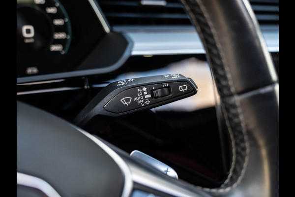 Audi e-tron E-tron 50 quattro Launch edition Black 71 kWh Pano/Camera/Matrix