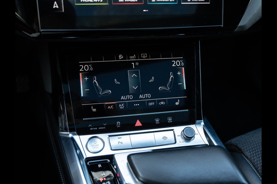 Audi e-tron E-tron 50 quattro Launch edition Black 71 kWh Pano/Camera/Matrix