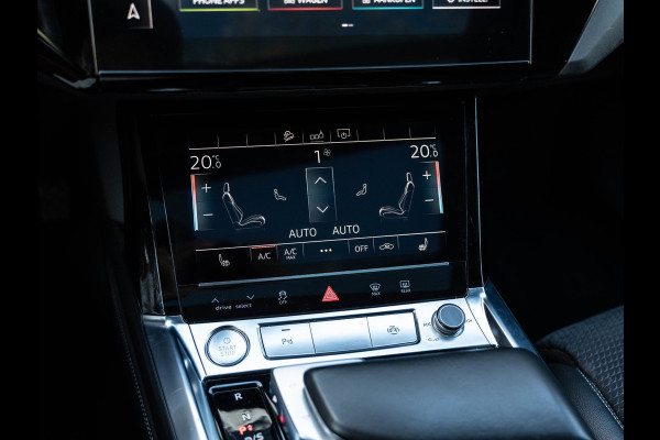 Audi e-tron E-tron 50 quattro Launch edition Black 71 kWh Pano/Camera/Matrix