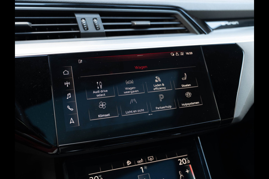 Audi e-tron E-tron 50 quattro Launch edition Black 71 kWh Pano/Camera/Matrix