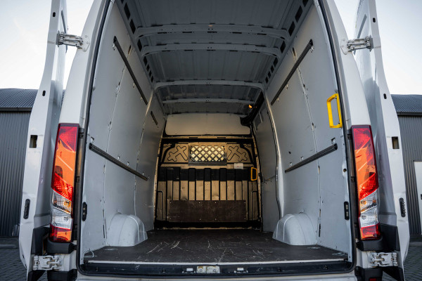 Iveco Daily 35S16 | 160PK | 3-Zits | Climatronic | Trekhaak 3.500 Kg
