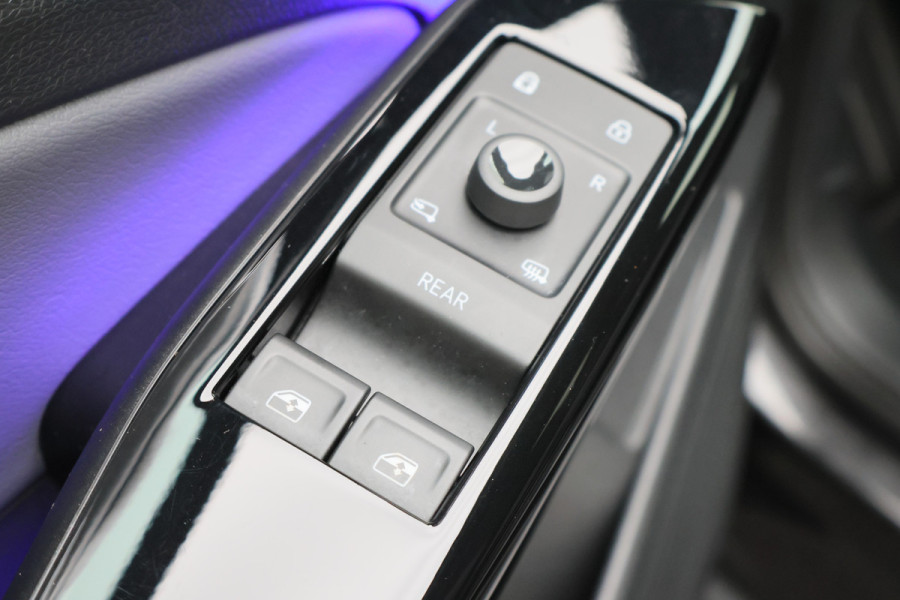 Volkswagen ID.4 Pro 77 kWh SOH 93%, Matrix LED, Apple Carplay, ACC, Lane Assist, PDC