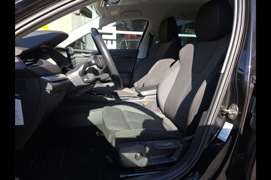 Škoda Octavia Combi 2.0 TDI CRUISE / LANE / MASSAGE / AUTO