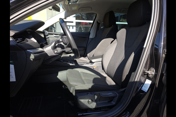 Škoda Octavia Combi 2.0 TDI CRUISE / LANE / MASSAGE / AUTO