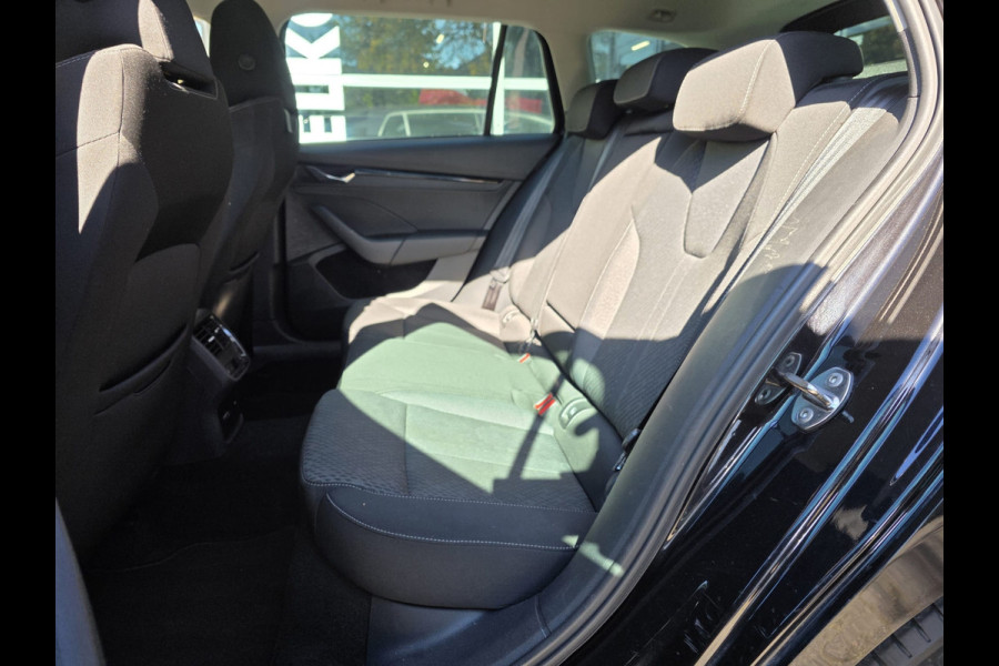 Škoda Octavia Combi 2.0 TDI CRUISE / LANE / MASSAGE / AUTO