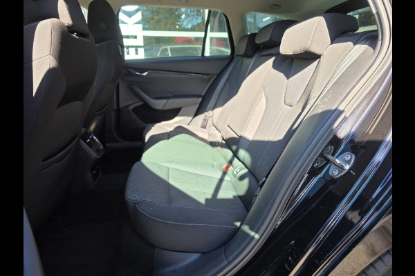 Škoda Octavia Combi 2.0 TDI CRUISE / LANE / MASSAGE / AUTO