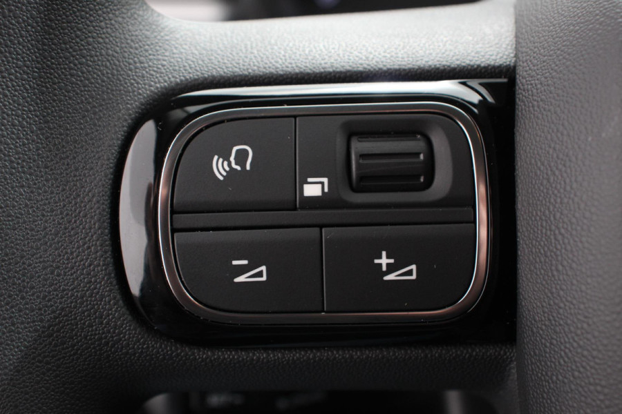 Citroën C3 1.2 PureTech 83 pk Navigatie Apple Carplay/Android Auto Parkeersensor achter Camera Stoelverwarming Cruise Control Lane Assist LED-koplampen Keyless Entry/Start