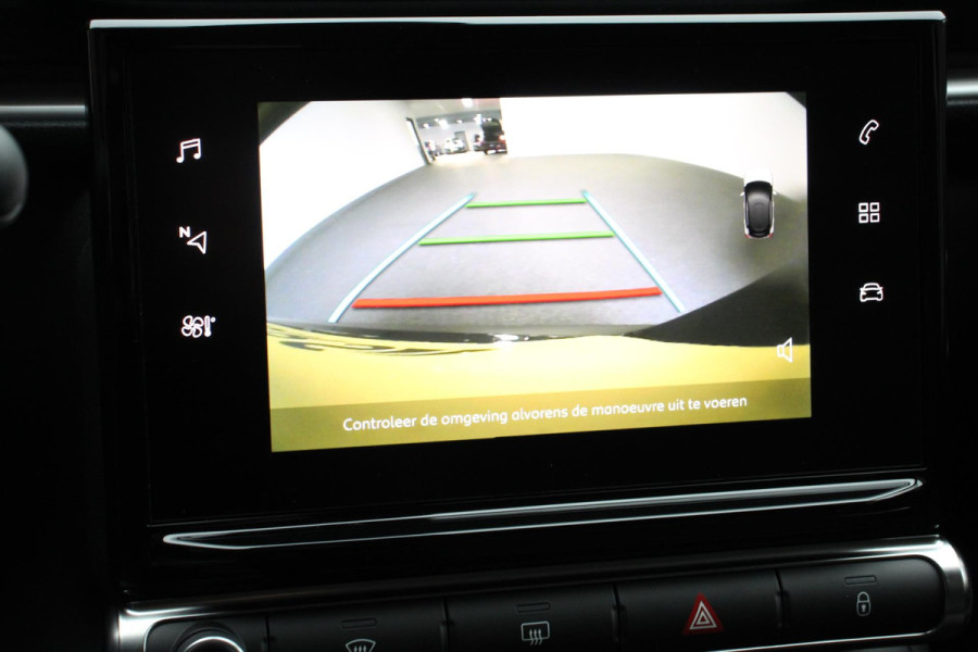Citroën C3 1.2 PureTech 83 pk Navigatie Apple Carplay/Android Auto Parkeersensor achter Camera Stoelverwarming Cruise Control Lane Assist LED-koplampen Keyless Entry/Start