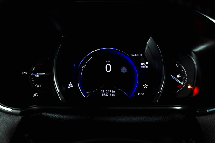 Renault Mégane Estate 1.3 TCe 140 PK Limited | Cruise | PDC | Camera | NAV | ECC | Trekhaak | LM 17" |