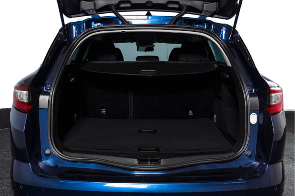 Renault Mégane Estate 1.3 TCe 140 PK Limited | Cruise | PDC | Camera | NAV | ECC | Trekhaak | LM 17" |