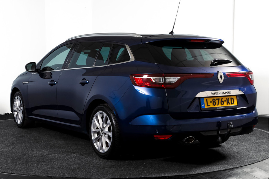Renault Mégane Estate 1.3 TCe 140 PK Limited | Cruise | PDC | Camera | NAV | ECC | Trekhaak | LM 17" |