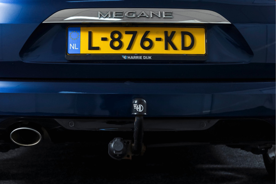 Renault Mégane Estate 1.3 TCe 140 PK Limited | Cruise | PDC | Camera | NAV | ECC | Trekhaak | LM 17" |