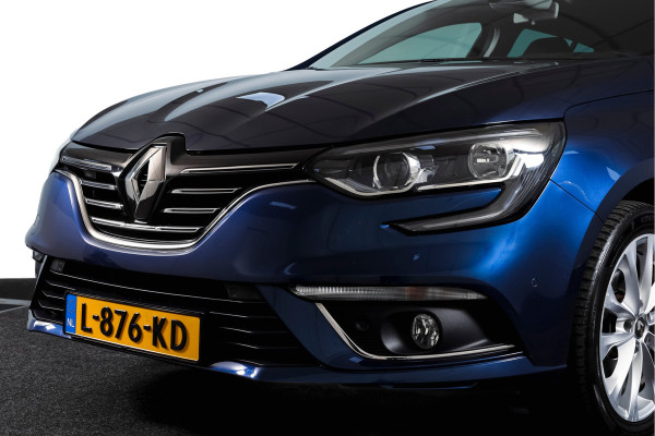 Renault Mégane Estate 1.3 TCe 140 PK Limited | Cruise | PDC | Camera | NAV | ECC | Trekhaak | LM 17" |