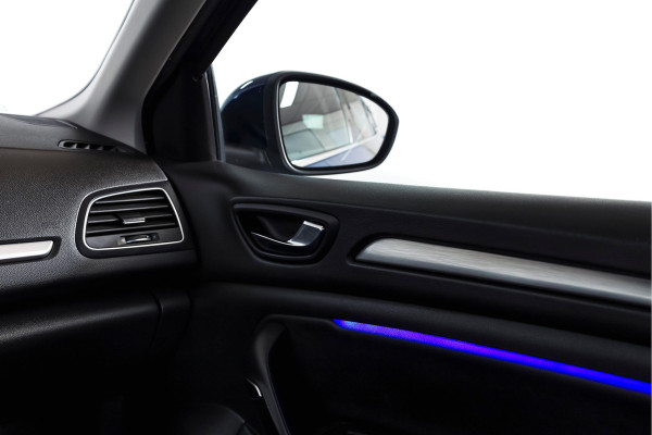 Renault Mégane Estate 1.3 TCe 140 PK Limited | Cruise | PDC | Camera | NAV | ECC | Trekhaak | LM 17" |