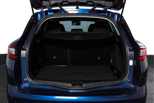 Renault Mégane Estate 1.3 TCe 140 PK Limited | Cruise | PDC | Camera | NAV | ECC | Trekhaak | LM 17" |