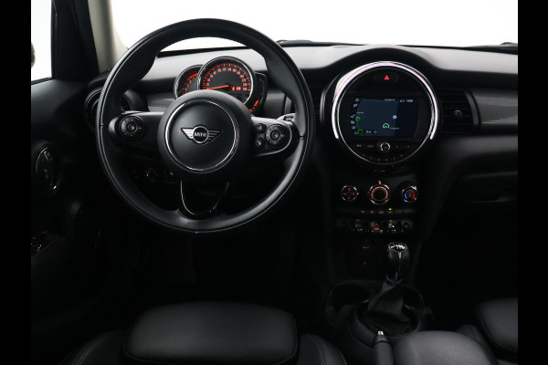MINI 5-deurs 1.5 COOPER 136 PK 5-DEURS BRITISH RACING GREEN + CARBON BLACK LEDER SPORTINTERIEUR