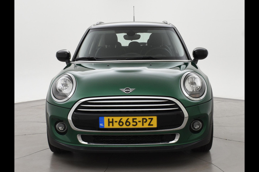 MINI 5-deurs 1.5 COOPER 136 PK 5-DEURS BRITISH RACING GREEN + CARBON BLACK LEDER SPORTINTERIEUR
