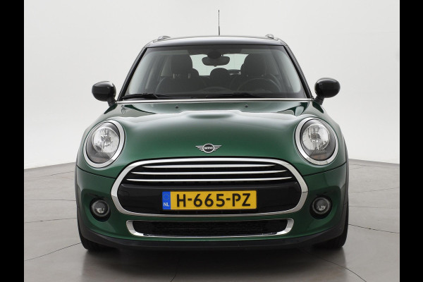 MINI 5-deurs 1.5 COOPER 136 PK 5-DEURS BRITISH RACING GREEN + CARBON BLACK LEDER SPORTINTERIEUR