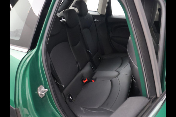 MINI 5-deurs 1.5 COOPER 136 PK 5-DEURS BRITISH RACING GREEN + CARBON BLACK LEDER SPORTINTERIEUR