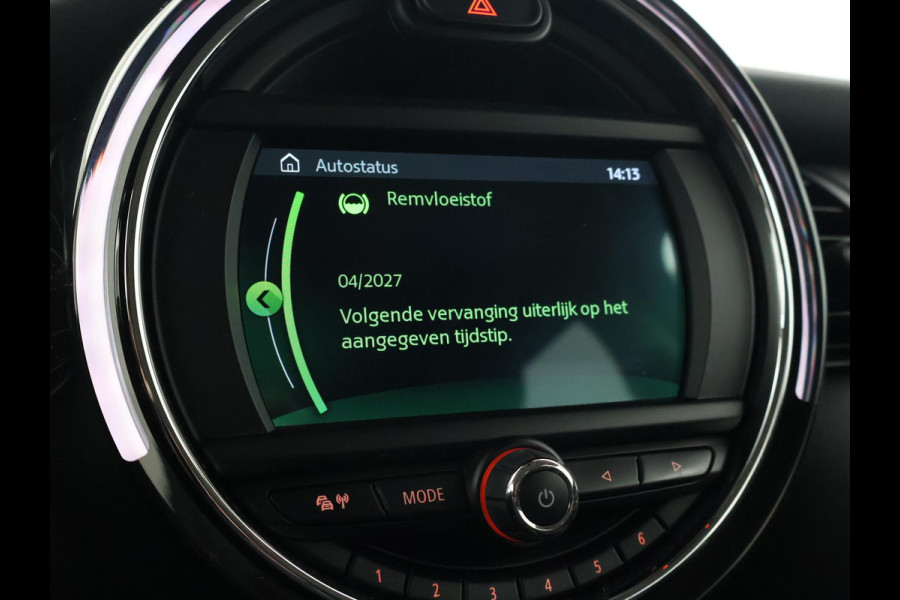 MINI 5-deurs 1.5 COOPER 136 PK 5-DEURS BRITISH RACING GREEN + CARBON BLACK LEDER SPORTINTERIEUR