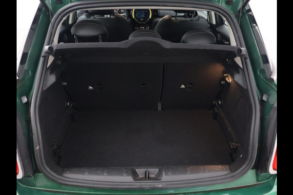 MINI 5-deurs 1.5 COOPER 136 PK 5-DEURS BRITISH RACING GREEN + CARBON BLACK LEDER SPORTINTERIEUR