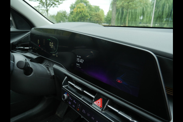 Kia Niro 1.6 GDi Hybrid 141pk DCT6 DynamicLine Launch | HEV | 18"inch |