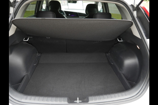 Kia Niro 1.6 GDi Hybrid 141pk DCT6 DynamicLine Launch | HEV | 18"inch |