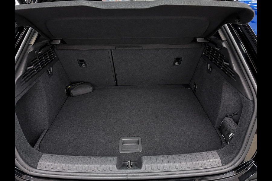 Audi A3 Sportback 45 TFSI e S edition Competition NAVI/STOEL-M/DAB/CARPLAY/ADAPT-CRUISE/V-COCKPIT///