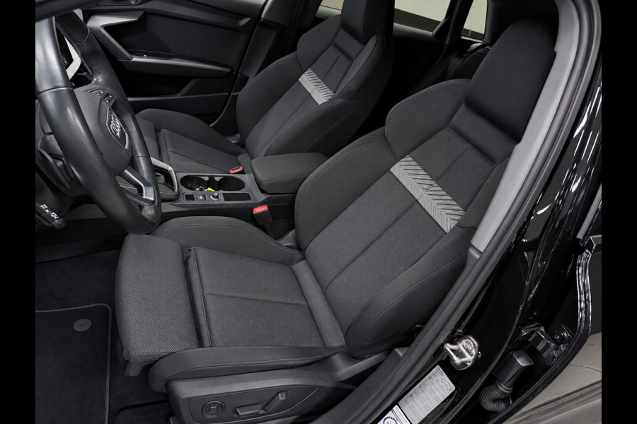 Audi A3 Sportback 45 TFSI e S edition Competition NAVI/STOEL-M/DAB/CARPLAY/ADAPT-CRUISE/V-COCKPIT///
