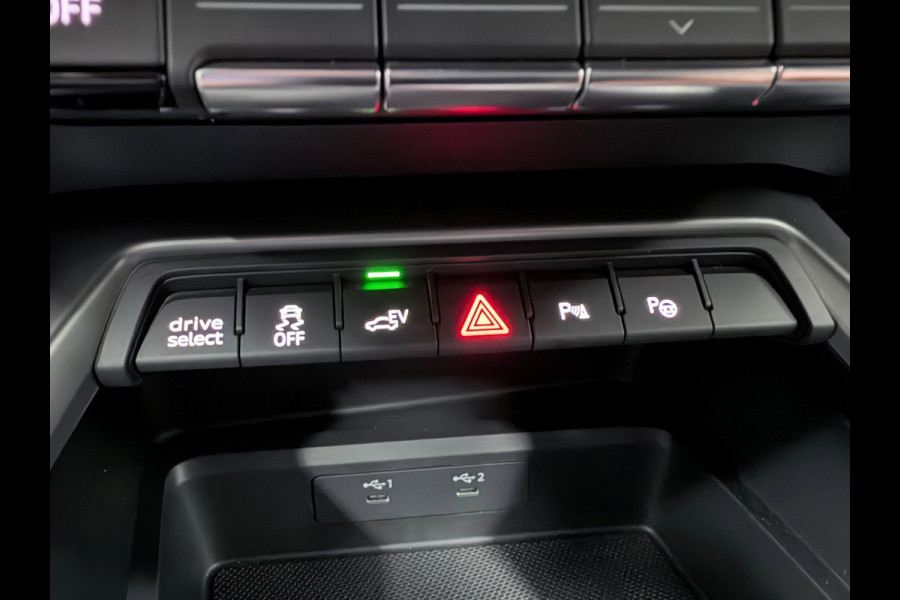 Audi A3 Sportback 45 TFSI e S edition Competition NAVI/STOEL-M/DAB/CARPLAY/ADAPT-CRUISE/V-COCKPIT///