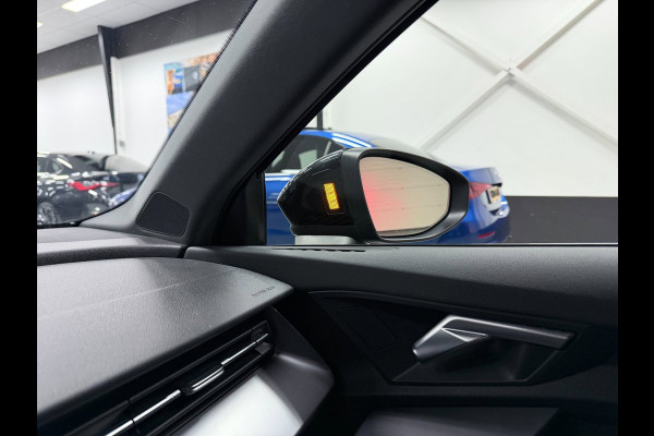 Audi A3 Sportback 45 TFSI e S edition Competition NAVI/STOEL-M/DAB/CARPLAY/ADAPT-CRUISE/V-COCKPIT///