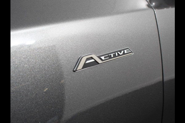 Ford Focus 1.0 EcoBoost 155pk Hybrid Automaat Active X Navigatie Climate Control Camera Parkeer sensoren B&O LED