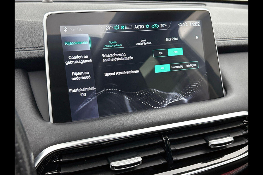 MG EHS 1.5 TGDI Luxury PANO | 360-CAMERA | AD-CRUISE | LEER