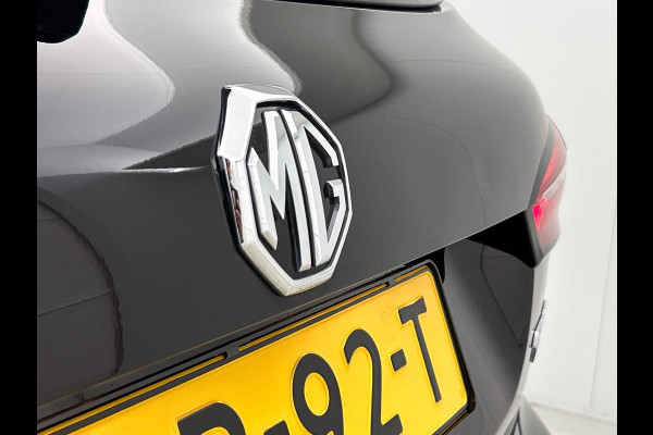 MG EHS 1.5 TGDI Luxury PANO | 360-CAMERA | AD-CRUISE | LEER