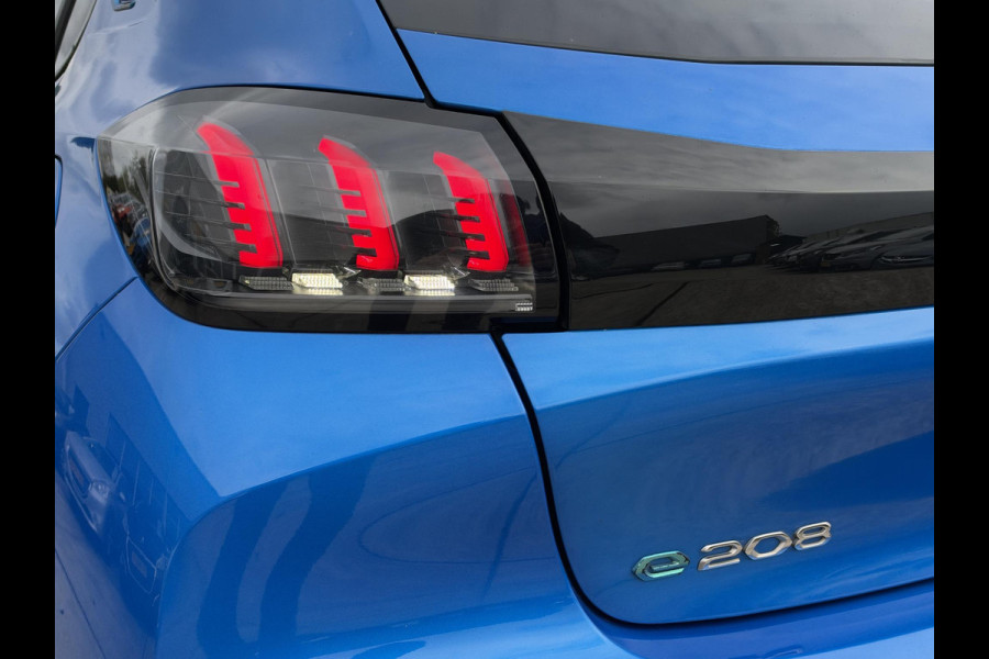 Peugeot e-208 EV GT 350 50 kWh SOH 90,4% 1e Eigenaar|Navi|Camera|Clima|Cruise|Stoelverwarming|GT-Pack|i-Cockpit|N.A.P|Nieuwe APK bij Aflevering