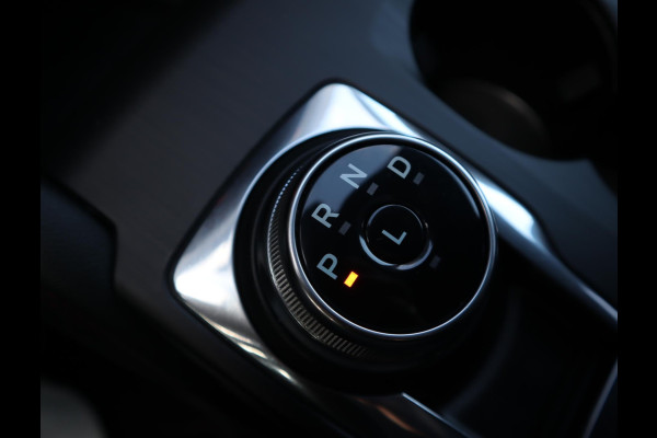 Ford Kuga 2.5 PHEV ST-Line X | ACC | Stoel en stuurverwarming | Camera | HUD