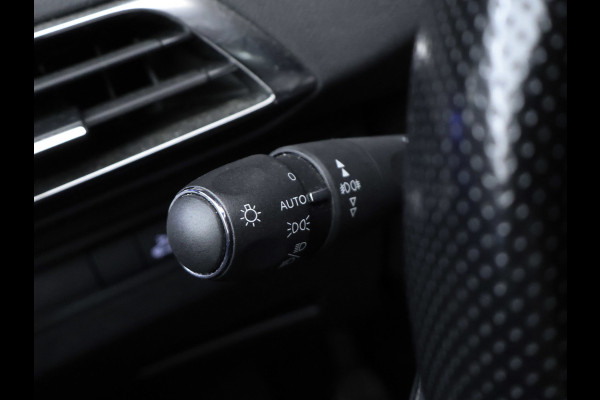Peugeot 3008 1.2 PureTech Blue Lease Premium Sport (PANORAMADAK,APPLE CARPLAY,NAVI,CAMERA,360 VIEW,STOELVERWARMING,LED,LM VELGEN)