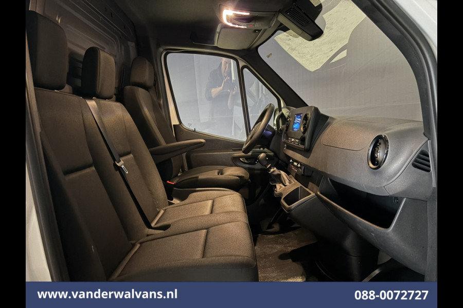 Mercedes-Benz Sprinter 315CDI 150pk L3H2 Euro6 Airco | 360 graden Camera | Navigatie | Cruisecontrol | Chauffeursstoel | Apple Carplay Android Auto, Stoelverwarming, Parkeersensoren, Bijrijdersbank