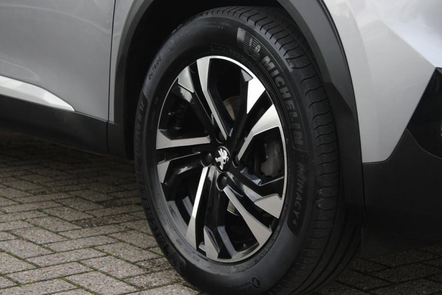Peugeot 2008 1.2 130PK AUTOMAAT ALLURE PACK | TREKHAAK | ADAPTIVE CRUISE CONTROL | 3-D INSTRUMENTENPANEEL | NAVIGATIE | APPLE CARPLAY/ANDROID AUTO | LED KOPLAMPEN | CLIMATE CONTROL | 17" LICHTMETALEN VELGEN | ACHTERUITRIJ CAMERA | PARKEERSENSOREN | DAB+ RADIO | GETINTE RUITEN |