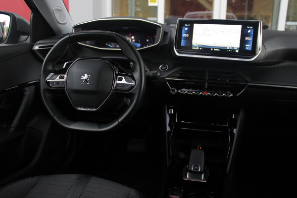 Peugeot 2008 1.2 130PK AUTOMAAT ALLURE PACK | TREKHAAK | ADAPTIVE CRUISE CONTROL | 3-D INSTRUMENTENPANEEL | NAVIGATIE | APPLE CARPLAY/ANDROID AUTO | LED KOPLAMPEN | CLIMATE CONTROL | 17" LICHTMETALEN VELGEN | ACHTERUITRIJ CAMERA | PARKEERSENSOREN | DAB+ RADIO | GETINTE RUITEN |