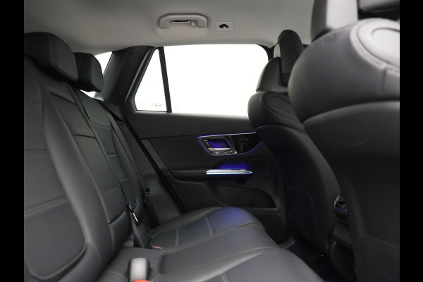 Mercedes-Benz GLC 300e 4MATIC Avantgarde PHEV Long Range 313pk Dealer O.H. NIEUW MODEL | Camera | Lederen Sportstoelen Memory & Verwarmd | Sfeerverlichting | Apple Carplay | Blis | Navigatie | DAB | Cruise Control | 18"L.M |
