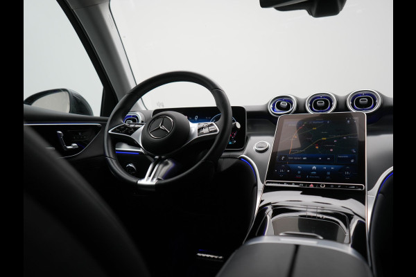Mercedes-Benz GLC 300e 4MATIC Avantgarde PHEV Long Range 313pk Dealer O.H. NIEUW MODEL | Camera | Lederen Sportstoelen Memory & Verwarmd | Sfeerverlichting | Apple Carplay | Blis | Navigatie | DAB | Cruise Control | 18"L.M |