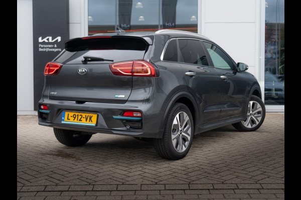 Kia e-Niro DynamicPlusLine 64 kWh SOH 98 % |Stoel en stuurverwarming | Schuif/-kanteldak | Achteruitrijcamera | Navigatie | Carplay | PDC voor & achter | Achteruitrijcamera